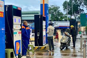 Sau tăng mạnh, dự báo giá xăng ổn định hoặc giảm nhẹ