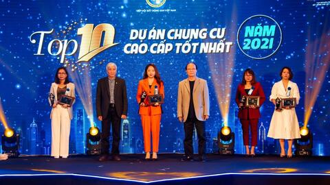 Sunshine Group giành hai giải thưởng lớn tại Lễ Vinh danh các thương hiệu BĐS dẫn đầu năm 2021-2022
