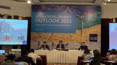 ADB: Kinh tế Việt Nam phục hồi mạnh mẽ trong khi toàn cầu bất ổn