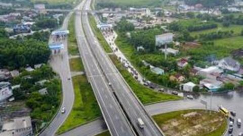 Không công chứng, giao dịch mua bán đất trong khu vực cao tốc Bắc - Nam
