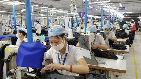 Ồ ạt lấy bảo hiểm xã hội một lần: Hé lộ bất cập chính sách, Bộ LĐ-TB&XH đề xuất sửa luật