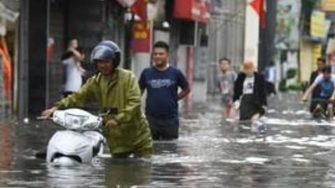 Miền Bắc, miền Trung tiếp tục mưa to trong chiều và đêm nay, đề phòng ngập úng