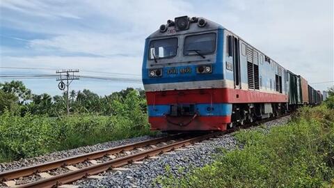 Khuyến khích xuất khẩu hàng nông sản chính ngạch trên các tuyến đường sắt