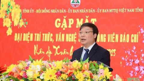 Đội ngũ trí thức, văn nghệ sĩ, phóng viên báo chí góp phần xây dựng Gia Lai phát triển và giàu bản sắc