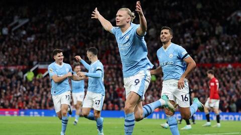 Tin thể thao thế giới hôm nay (30-10): Man City đả bại MU, Văn Hậu và Quang Hải nghỉ từ 1 tháng