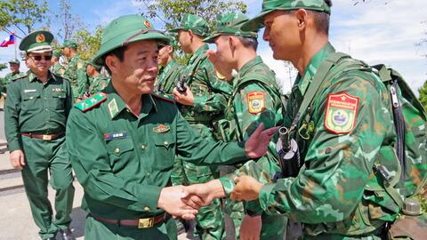 Kiểm tra chuẩn bị Giao lưu hữu nghị quốc phòng biên giới Việt Nam - Lào - Campuchia