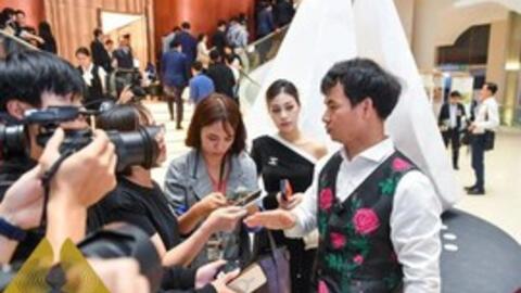 Gala Human Act Prize 2023: Nghệ sĩ Xuân Bắc chia sẻ xúc động, Giám đốc điều hành quỹ VinFuture và CMO One Mount cũng góp mặt