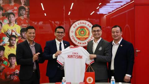 HLV Kiatisuk ra mắt Công an Hà Nội, tham vọng dự cúp châu lục