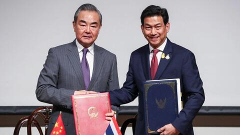 Trung Quốc và Thái Lan ký thỏa thuận miễn thị thực lẫn nhau