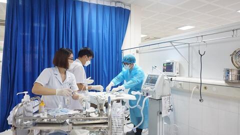 Yêu cầu các cơ sở y tế thực hiện nghiêm công tác tổ chức trực cấp cứu trong dịp Tết