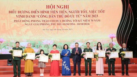 Hà Nội: Tặng danh hiệu "Người tốt, việc tốt" cho 18 cá nhân