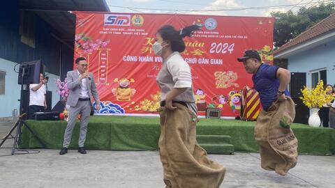 Công nhân Bình Dương vui hội trò chơi dân gian