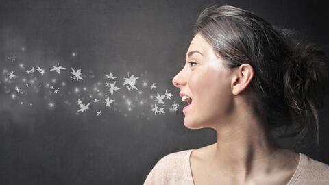 Tâm lý học: Nói chuyện với chính mình không phải bệnh tâm thần, đây là ‘THUỐC BỔ’ mà ai cũng nên có!