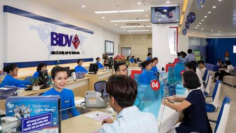 Tiền gửi của người dân tại các ngân hàng đạt 6,676 triệu tỷ đồng