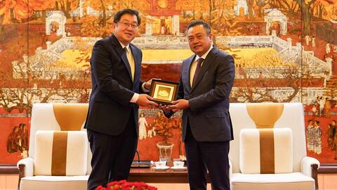 Chủ tịch UBND thành phố Hà Nội Trần Sỹ Thanh tiếp Đại sứ Malaysia tại Việt Nam
