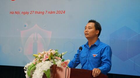 Khám bệnh, cấp phát thuốc miễn phí cho hơn 700 người dân Đông Anh