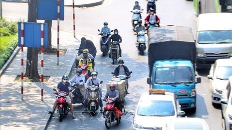 Thời tiết hôm nay (7-8): Bắc Bộ ngày nắng nóng, đêm mưa rào và dông