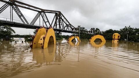 Hà Nội ban hành lệnh báo động 1 trên sông Hồng, sông Đuống