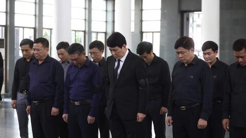 Thường trực Ban Bí thư cùng nhiều lãnh đạo viếng phu nhân Đại tướng Võ Nguyên Giáp