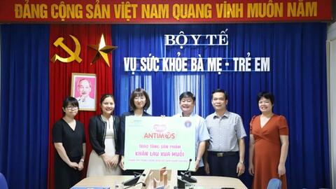 Diana Unicharm hỗ trợ khăn lau xua muỗi cho người dân 6 tỉnh bị ảnh hưởng bởi bão, lũ