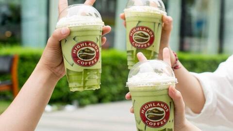 Đại diện Highlands Coffee nói gì khi được hỏi về việc sử dụng ly nhựa tại hơn 800 cửa hàng?