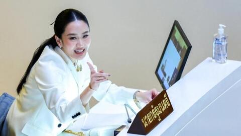Thủ tướng Thái Lan vượt qua cuộc bỏ phiếu bất tín nhiệm