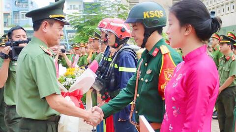 Công an TP Hồ Chí Minh ra quân cao điểm trấn áp tội phạm