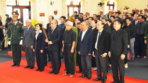 Tuổi trẻ Quảng Ngãi tiễn biệt Nguyên Chủ tịch nước Trần Đức Lương