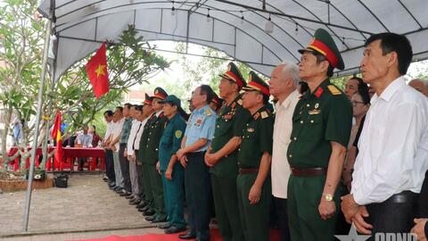 Tổ chức trang trọng lễ đón hài cốt Anh hùng LLVT nhân dân, liệt sĩ Ngô Đức Mai tại Nghệ An