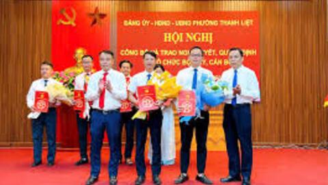 Cán bộ phường Thanh Liệt gần dân sát dân, nắm bắt tâm tư nguyện vọng của nhân dân