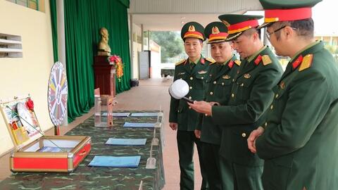 Danh sách tập thể, cá nhân đề nghị xét phong tặng, truy tặng danh hiệu Anh hùng Lực lượng vũ trang nhân dân