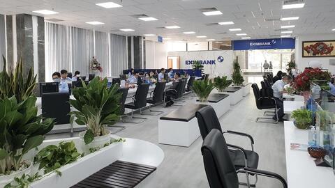 S&P Global giữ nguyên mức tín nhiệm B+ và triển vọng "ổn định" đối với Eximbank