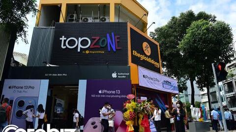 TGDĐ - "Ngư ông đắc lợi" mùa Covid: Tranh thủ nguồn xách tay hàng Apple khan hiếm, đàm phán thần tốc mở TopZone, chiếm 1/3 thị phần Apple, mục tiêu năm 2022 lên 45%