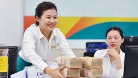 Một ngân hàng gây 'sốc' cho nhân viên được nghỉ sinh nhật hưởng nguyên lương