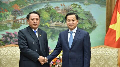 Phó Thủ tướng Lê Minh Khái tiếp Bộ trưởng Tài chính Lào