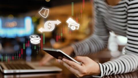 Cuộc cạnh tranh khốc liệt về nhân lực chuyển đổi số ngành ngân hàng