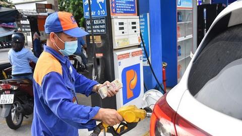 Doanh nghiệp tuân thủ nghiêm quy định mức thuế suất nhập khẩu ưu đãi đối với mặt hàng xăng