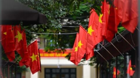 Điện và thư mừng Quốc khánh nước ta