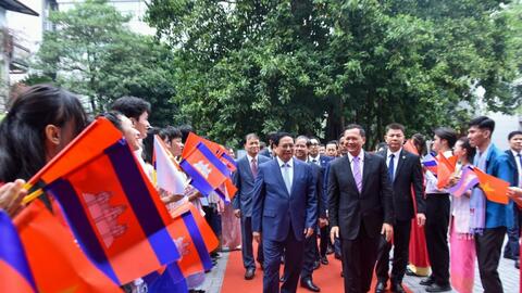 Thế hệ trẻ cần bồi đắp tình hữu nghị bền chặt Việt Nam - Campuchia