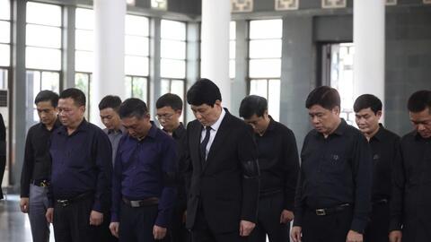 Thường trực Ban Bí thư cùng nhiều lãnh đạo viếng phu nhân Đại tướng Võ Nguyên Giáp
