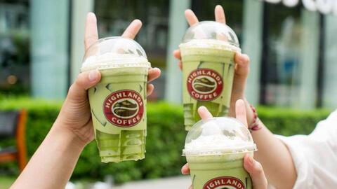 Đại diện Highlands Coffee nói gì khi được hỏi về việc sử dụng ly nhựa tại hơn 800 cửa hàng?