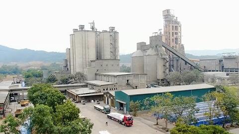 Đồng hành cùng VICEM Hoàng Mai, MobiFone thúc đẩy chuyển đổi số ngành xi măng