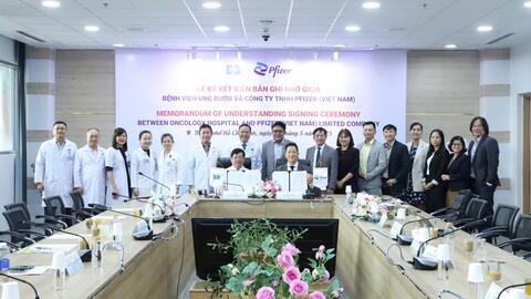 Ký kết hợp tác nâng cao chất lượng điều trị ung thư