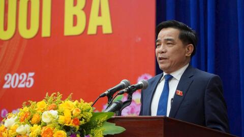 Chủ tịch UBND tỉnh Quảng Nam nghỉ hưu trước tuổi