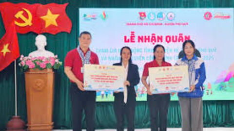 Những ngày hè tình nguyện đặc biệt ở đặc khu Phú Quý