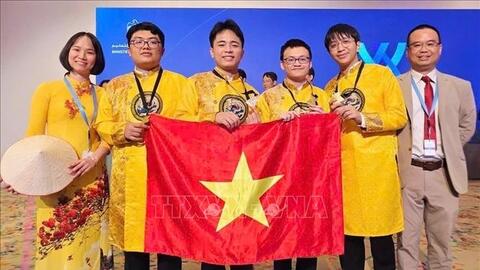 Việt Nam giành 4 huy chương vàng tại Olympic Hóa học Quốc tế 2025