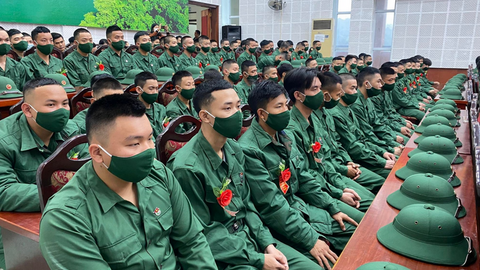 Trốn khám sức khỏe nghĩa vụ quân sự bị phạt 50 - 75 triệu đồng