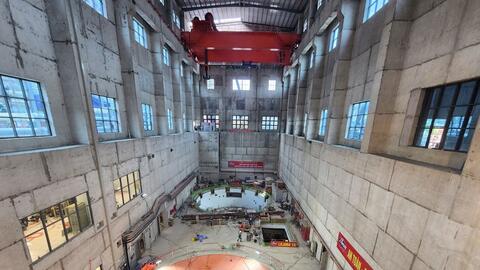 Quyết tâm vận hành tổ máy số 1 Nhà máy Thủy điện Hòa Bình mở rộng đúng ngày 19-8