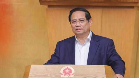 Thủ tướng yêu cầu tháo gỡ điểm nghẽn pháp lý, thúc đẩy tăng trưởng GDP