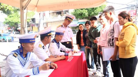 Học viện Hải quân tiếp nhận học viên khóa 70